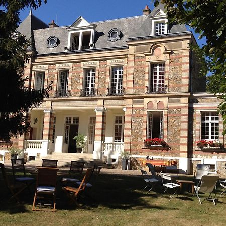 Garches Appartement De 100M2 Dans Un Parc A 20 Mn Du Centre De Paris מראה חיצוני תמונה