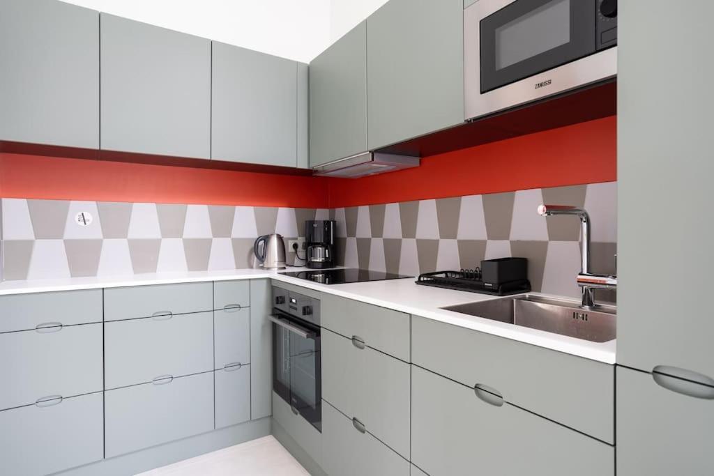 Garches Appartement De 100M2 Dans Un Parc A 20 Mn Du Centre De Paris מראה חיצוני תמונה