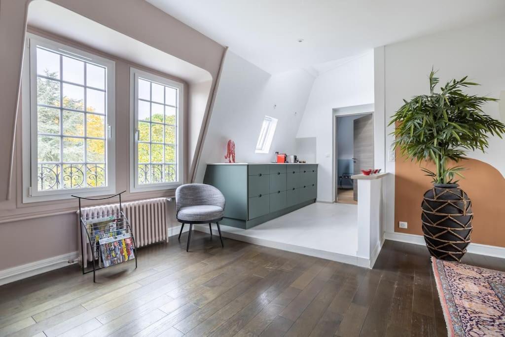 Garches Appartement De 100M2 Dans Un Parc A 20 Mn Du Centre De Paris מראה חיצוני תמונה