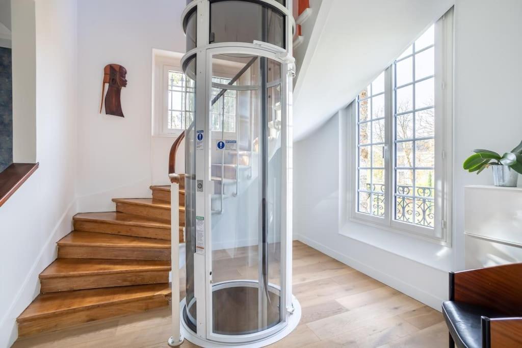 Garches Appartement De 100M2 Dans Un Parc A 20 Mn Du Centre De Paris מראה חיצוני תמונה