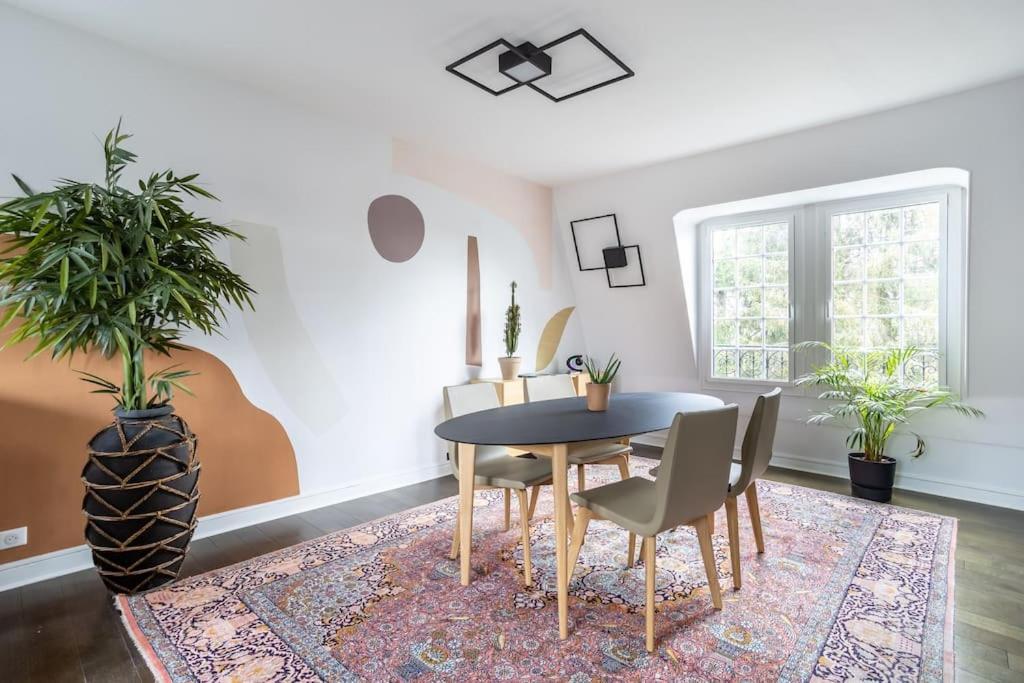 Garches Appartement De 100M2 Dans Un Parc A 20 Mn Du Centre De Paris מראה חיצוני תמונה