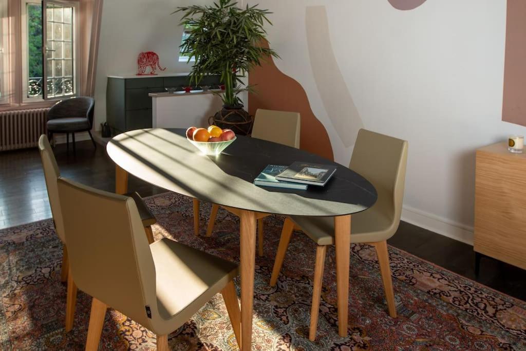 Garches Appartement De 100M2 Dans Un Parc A 20 Mn Du Centre De Paris מראה חיצוני תמונה
